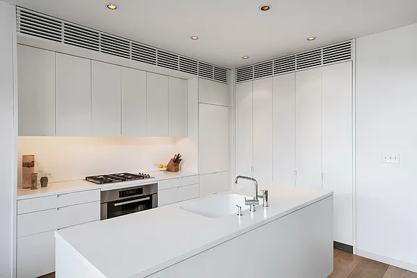 Sold by Nest Seekers International | media 4