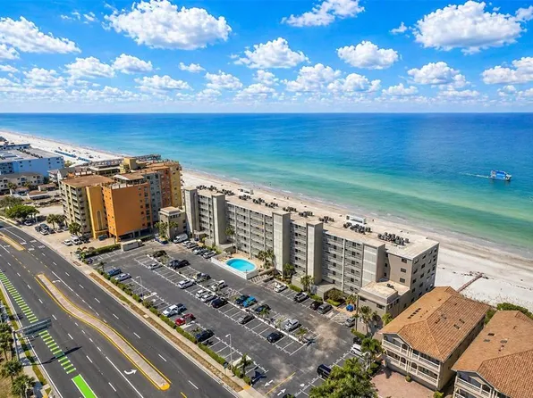 18650 Gulf Blvd APT 305, Indian Shores, FL 33785
