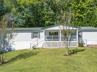 706 Shaw Mountain Rd, Tellico Plains, TN 37385