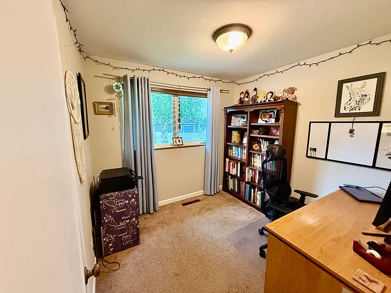 1175 W Gail Dr #1 — Photo 8