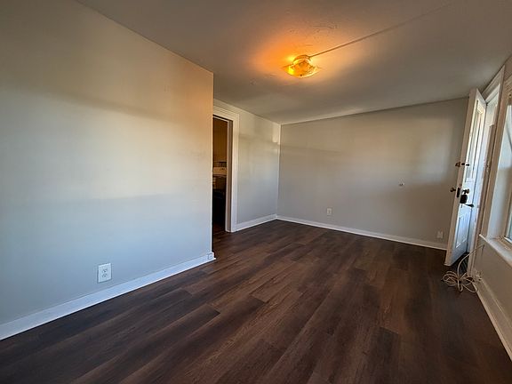 2nd image of 37 N Leonard St #1S