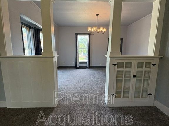 4th image of 866 Washington Ave #A
