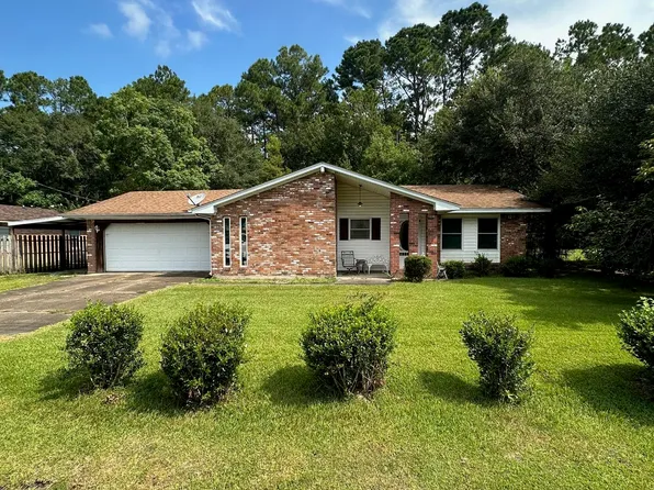 4209 Idywood Ave, Moss Point, MS 39562