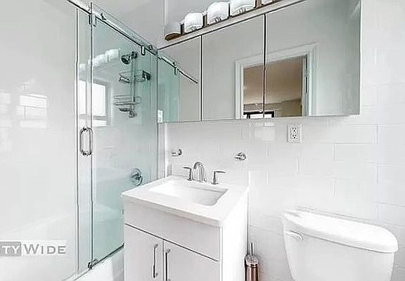 5th image of 400 E 89th St #7D