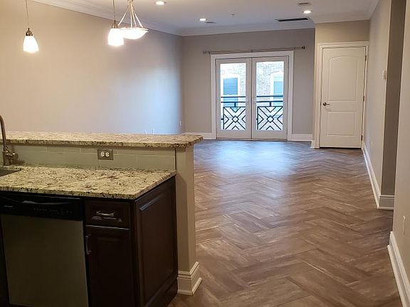 5th image of 76-80 Bruen St APT 302