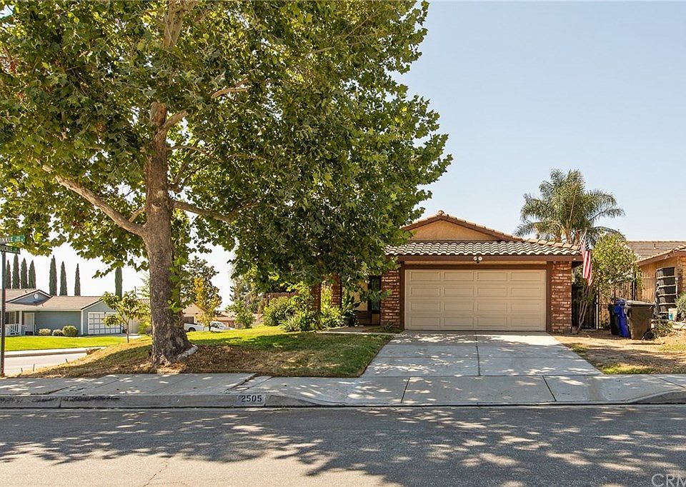 1st image of 2505 Periwinkle Dr