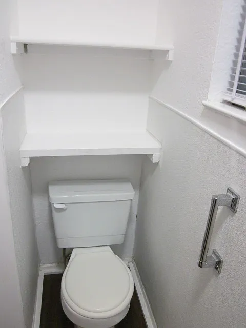 1210 Oak Street - 1 — Photo 2