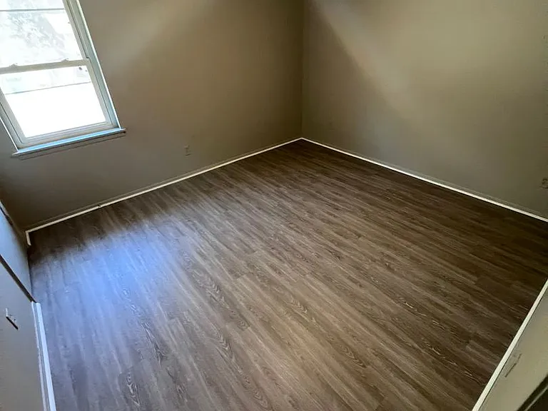 501 N Church St #11 — Photo 14