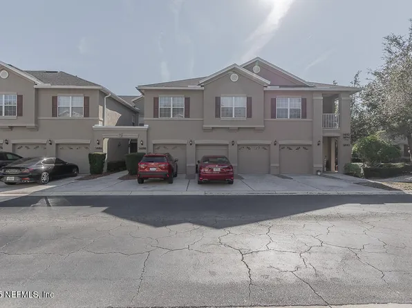 3892 Summer Grove Way N, Jacksonville, FL 32257