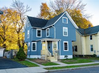 82 Orange St, Meriden, CT 06451