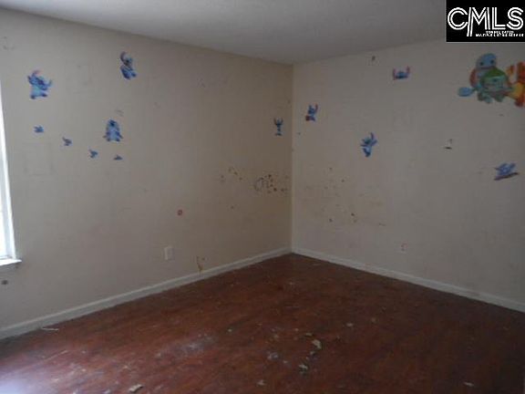 5th image of 101 Oak Creek Cir