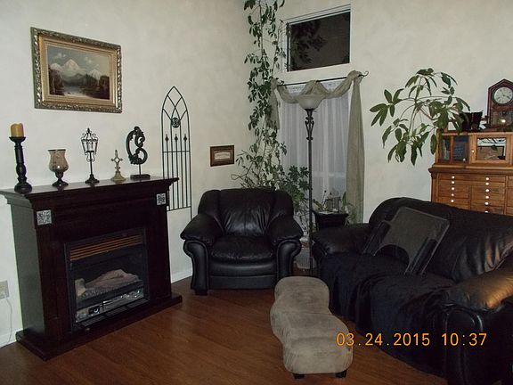 Living Room with gas fireplace