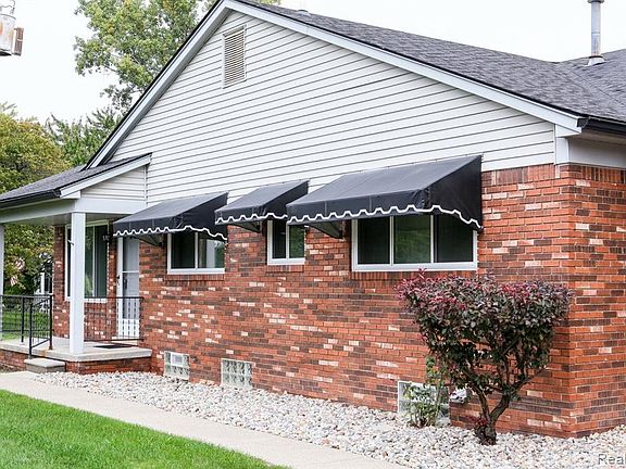 4th image of 24601 Park Terrace Dr