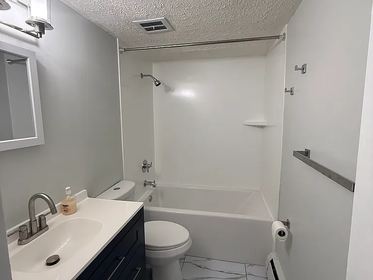 4808 Chalet Dr — Photo 6