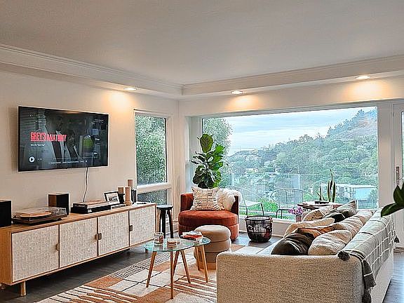 5th image of 504-506 Sausalito Blvd