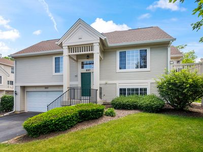 557 Cary Woods Cir, Cary, IL, 60013