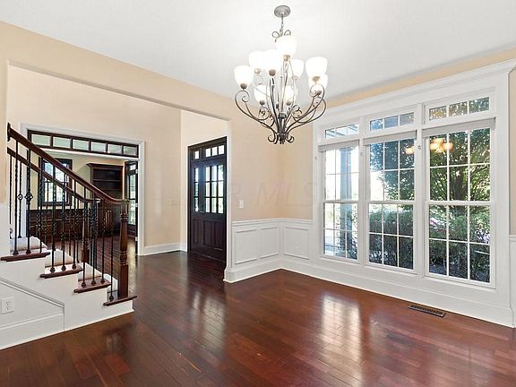 5th image of 9294 Highbury Ct
