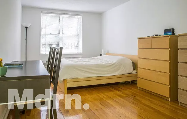 Rented by Mdrn Residential | media 12