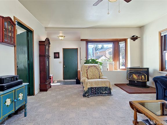5th image of 8291 Doone Ave SE