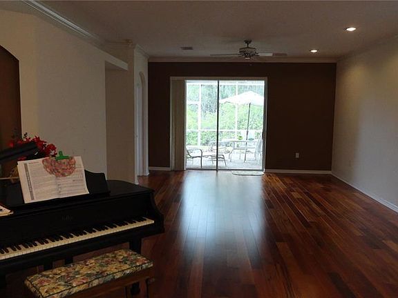 3rd image of 7525 Berna Ln