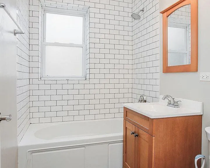 3911 W Addison St #3A — Photo 15