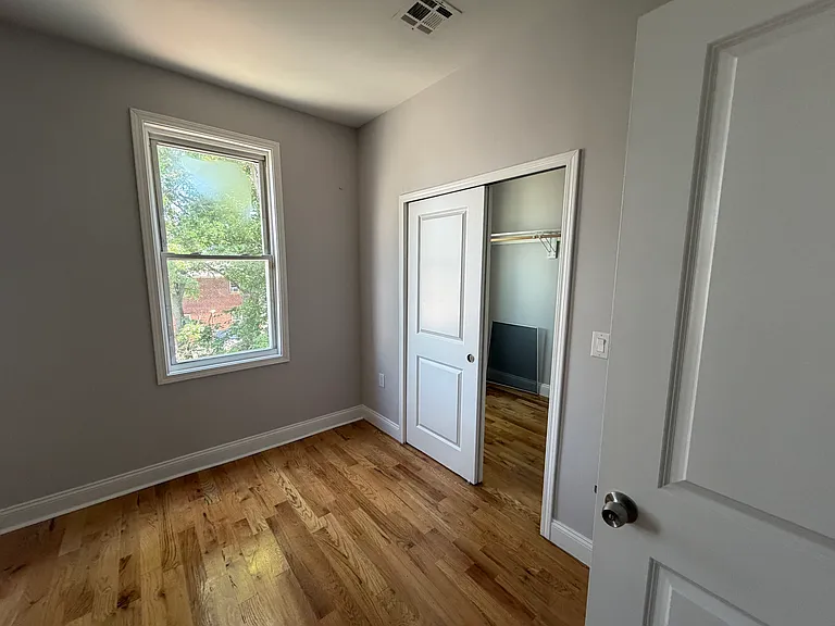 78 Pamrapo Ave #3 — Photo 8