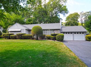 310 Pleasant St, Haworth, NJ 07641