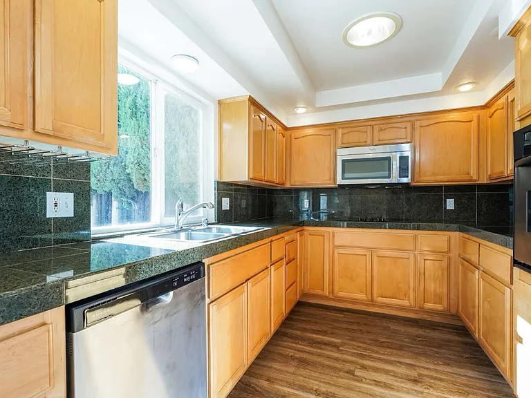 2824 Tiffany West Way — Photo 8