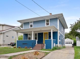 1310 S 14th St, Manitowoc, WI 54220
