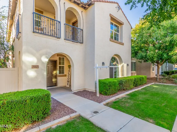 967 S BREWER Drive, Gilbert, AZ 85296