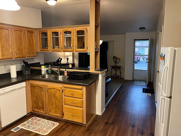 2nd image of 835 E Agate Ave #8