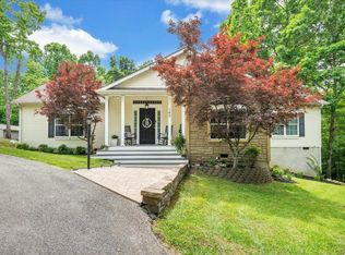 140 White Oak Rd, Boones Mill, VA 24065