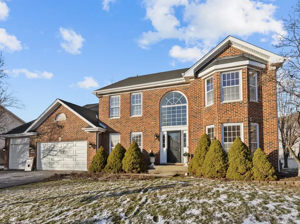 5260 Sawhorse Dr, Hoffman Estates, IL 60192