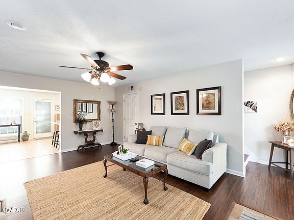 2nd image of 48 Hastings Pl
