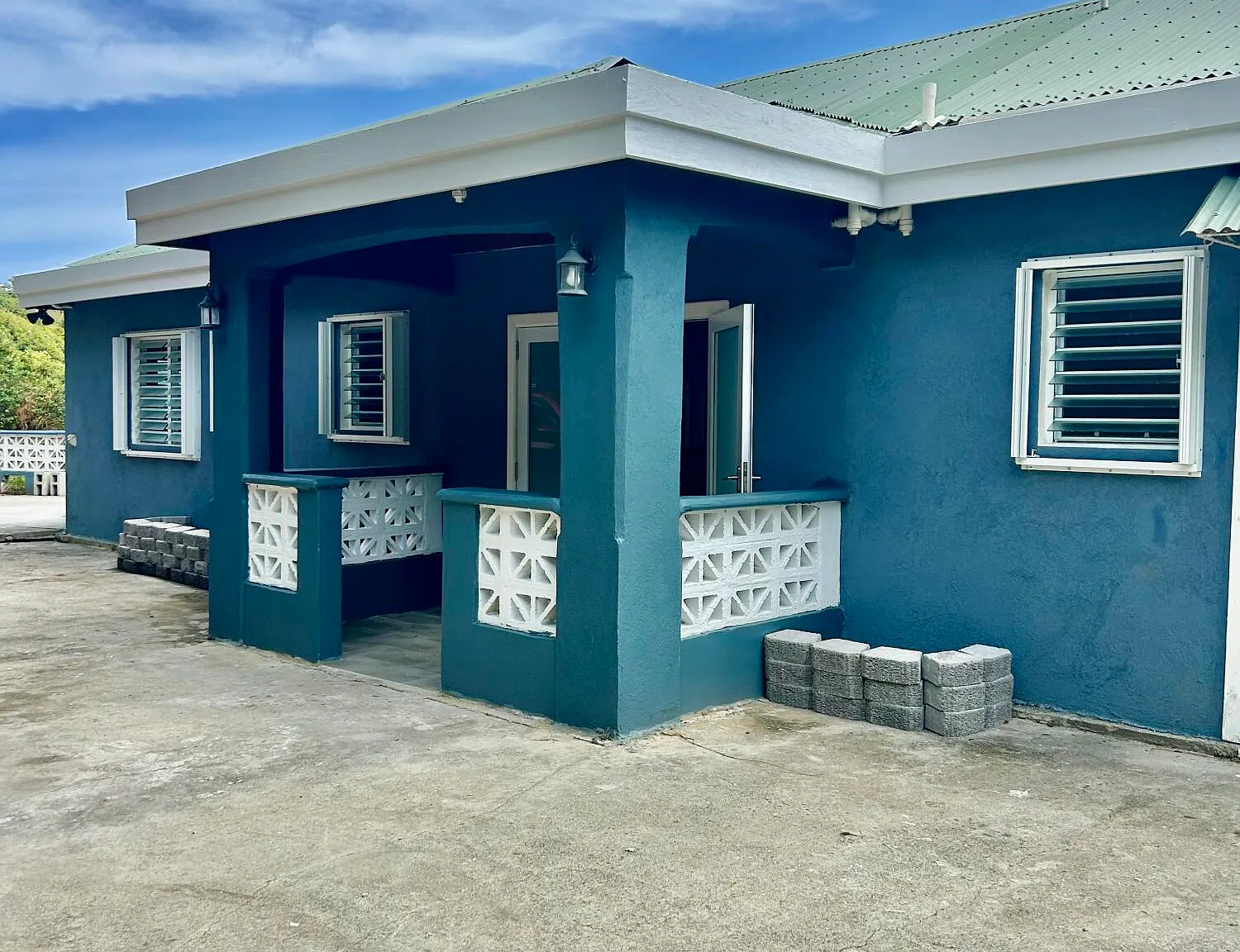 2 bed, $3,000 — Photo 3