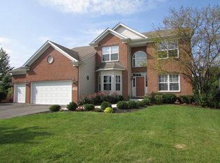 209 Long Beach Rd, Oswego, IL 60543