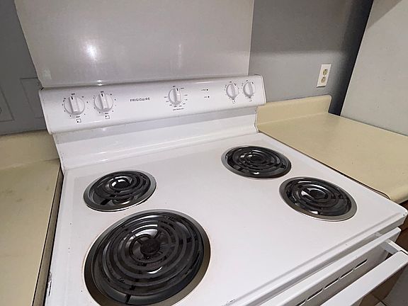 3rd image of 30 Mathews Dr #304