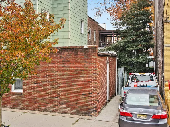 123 47th Street image 26 of 26