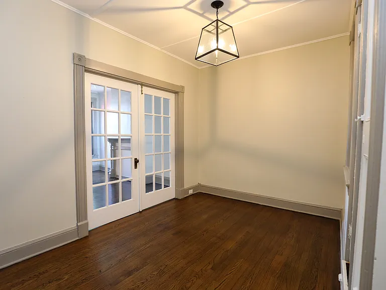 141 Saint James St #4C — Photo 4