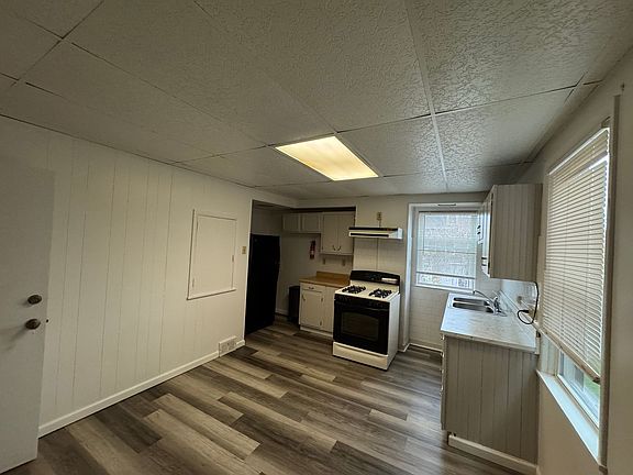 4th image of 1509 Hatteras St Floor 2