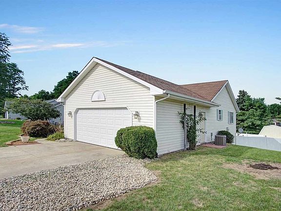 2nd image of 58708 Ox Bow Dr