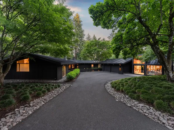 10200 SW Hawthorne Ln, Portland, OR 97225