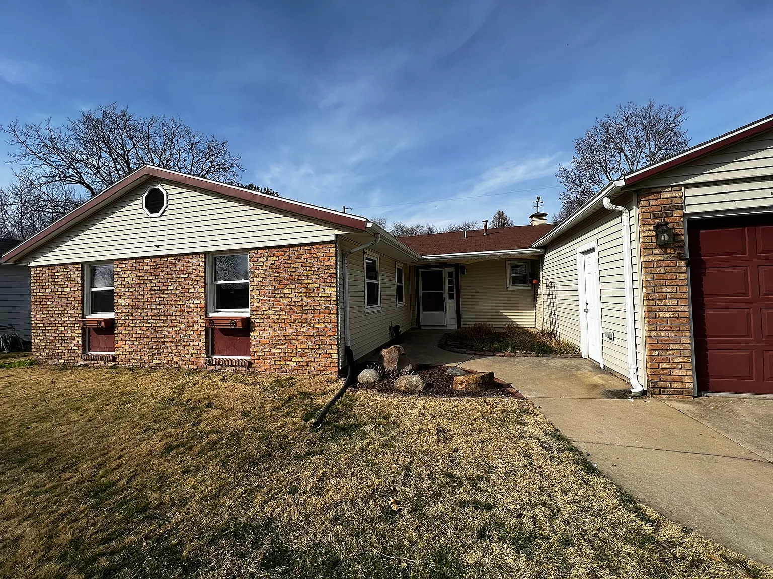2514 Arden Dr photo 1