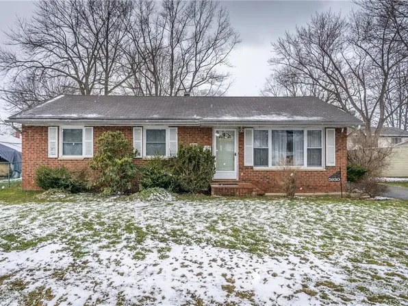 5930 Lake St, Mentor On The Lake, OH 44060