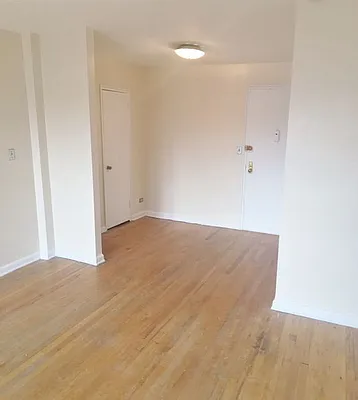 Rented by New York Residence | media 13