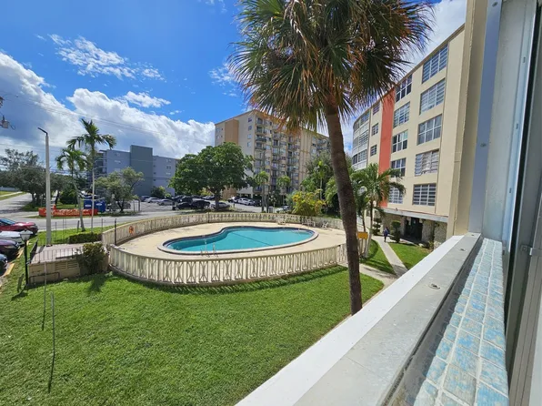 1475 NE 125th Terrace #211-B, North Miami, FL 33161