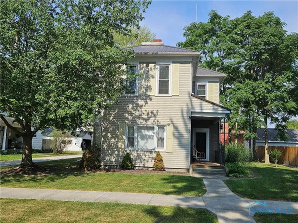 922 Wilhelm St, Defiance, OH 43512