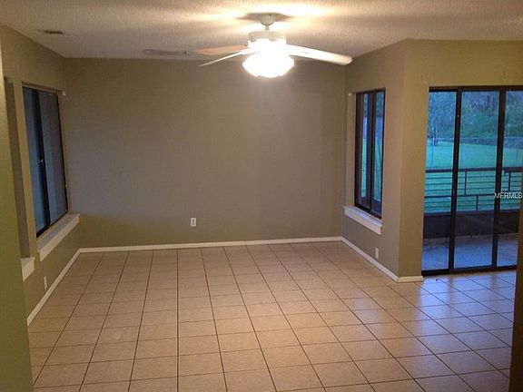 5th image of 852 E Flag Ln
