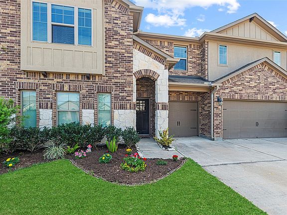 2nd image of 1211 Bellingham Park Drive