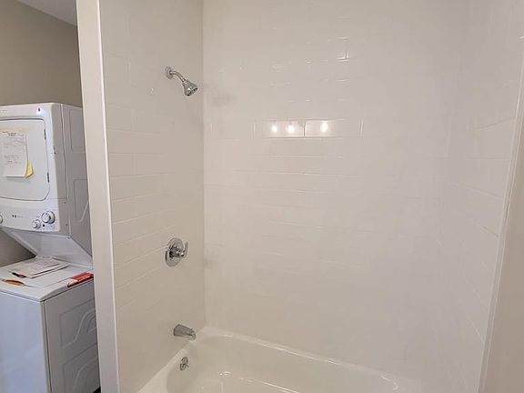 2nd image of 6427 N 13th St #1